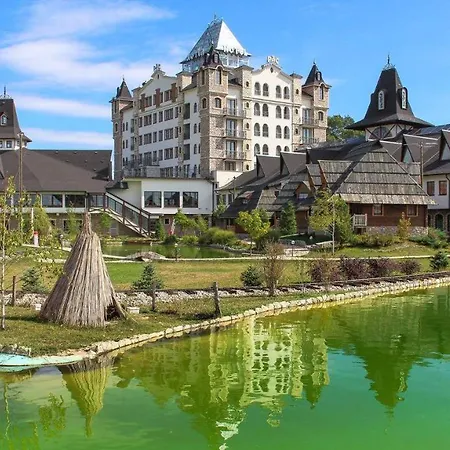 ホテル Ethno Village Stanisici 2*