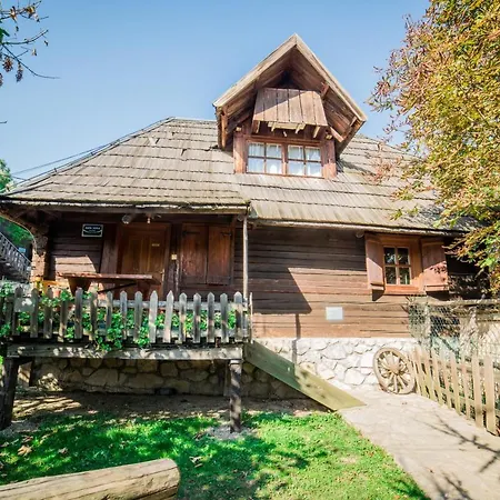 Ethno Village Stanisici 리조트